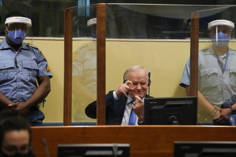 Γενναία προκαταβολή για τις ζημιές του παγετού ζητούν οι αγρότες της Πελοποννήσου