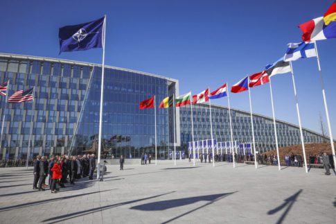 Ιράν: Χρεώνουμε τέλη για «υπηρεσίες πλοήγησης» μέσω του Ορμούζ, όχι διόδια