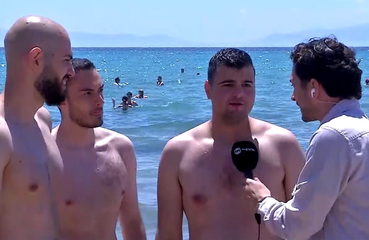 Χαλκιδική: Βουτιές, ήλιος και προβλέψεις για… Παρί Σεν Ζερμέν