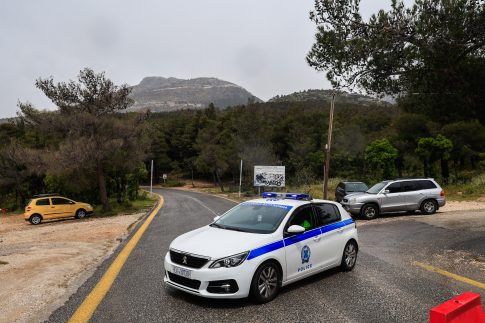 «Ο σώζων εαυτόν σωθήτω»: </br>Ο πόλεμος για την υγεία και </br> ο κόσμος που αλλάζει