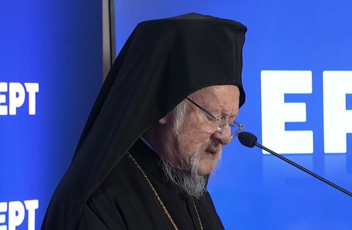 Ιστορική επίσκεψη του Οικουμενικού Πατριάρχη στην ΕΡΤ – «Οι δημοσιογράφοι έχετε ευθύνη να υπηρετείτε την αλήθεια»