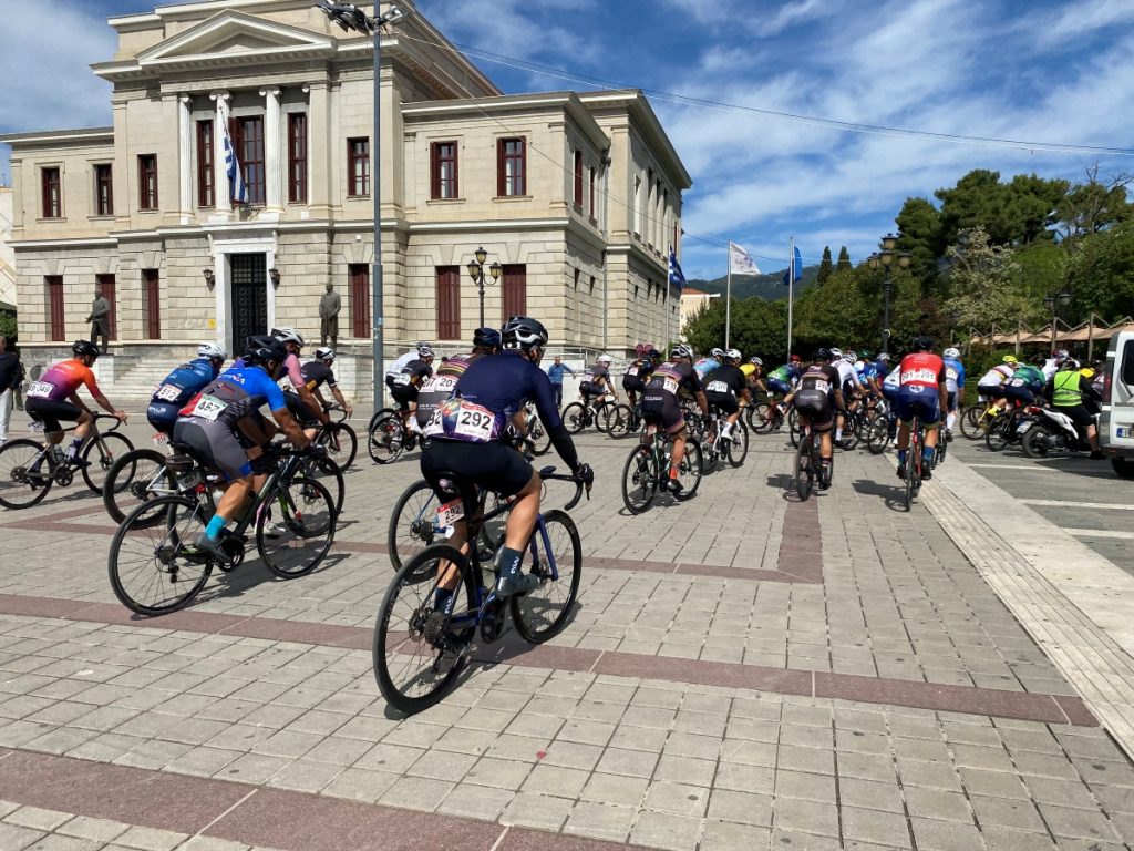 Ποδηλατικός αγώνας αντοχής μέσα στο Μαίναλο
