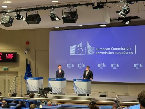 Φ. Μπελέρης: «Δεν δέχομαι μαθήματα ιστορίας» για τη Γενοκτονία