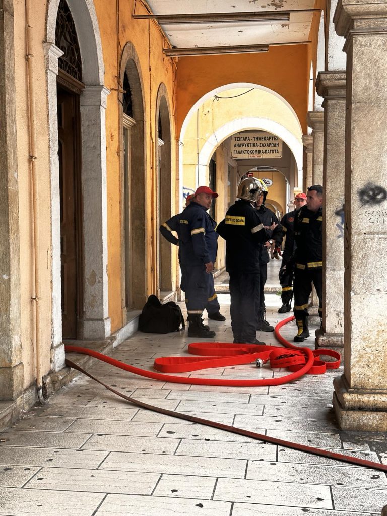 Κέρκυρα: Φωτιά σε διαμέρισμα στο κέντρο της πόλης
