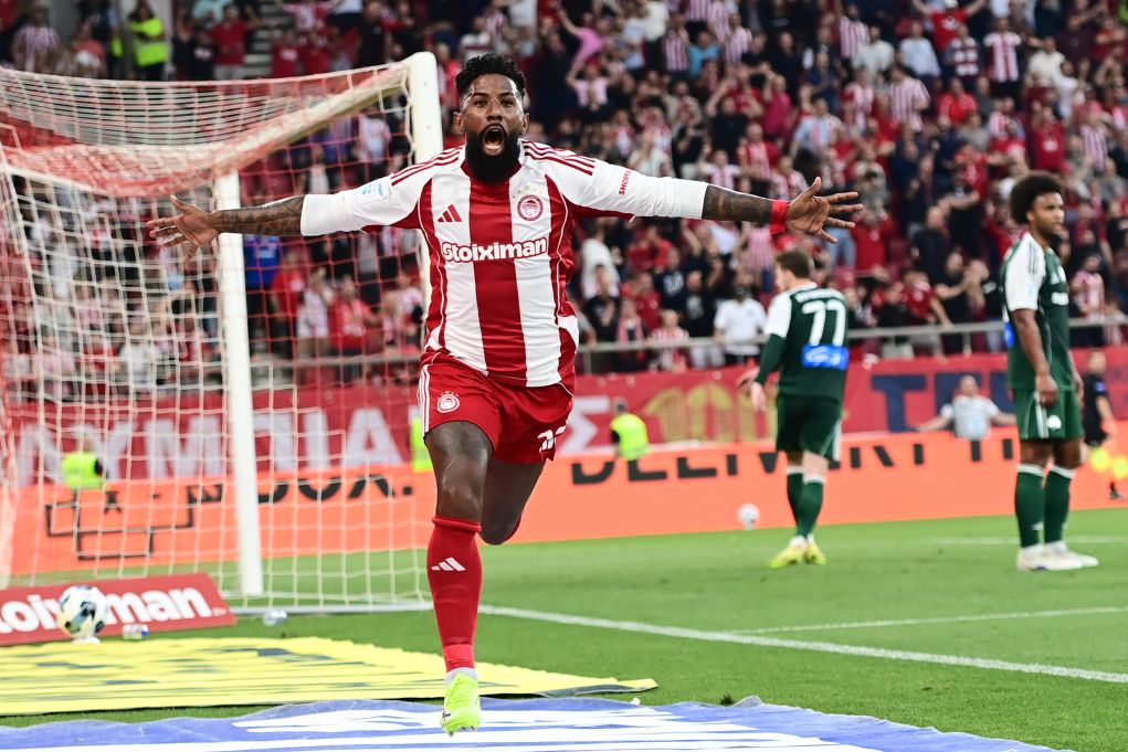 Super League: Ο Ολυμπιακός πήρε το ντέρμπι «αιωνίων» (1-0) και μαζί το προβάδισμα για το Champions League
