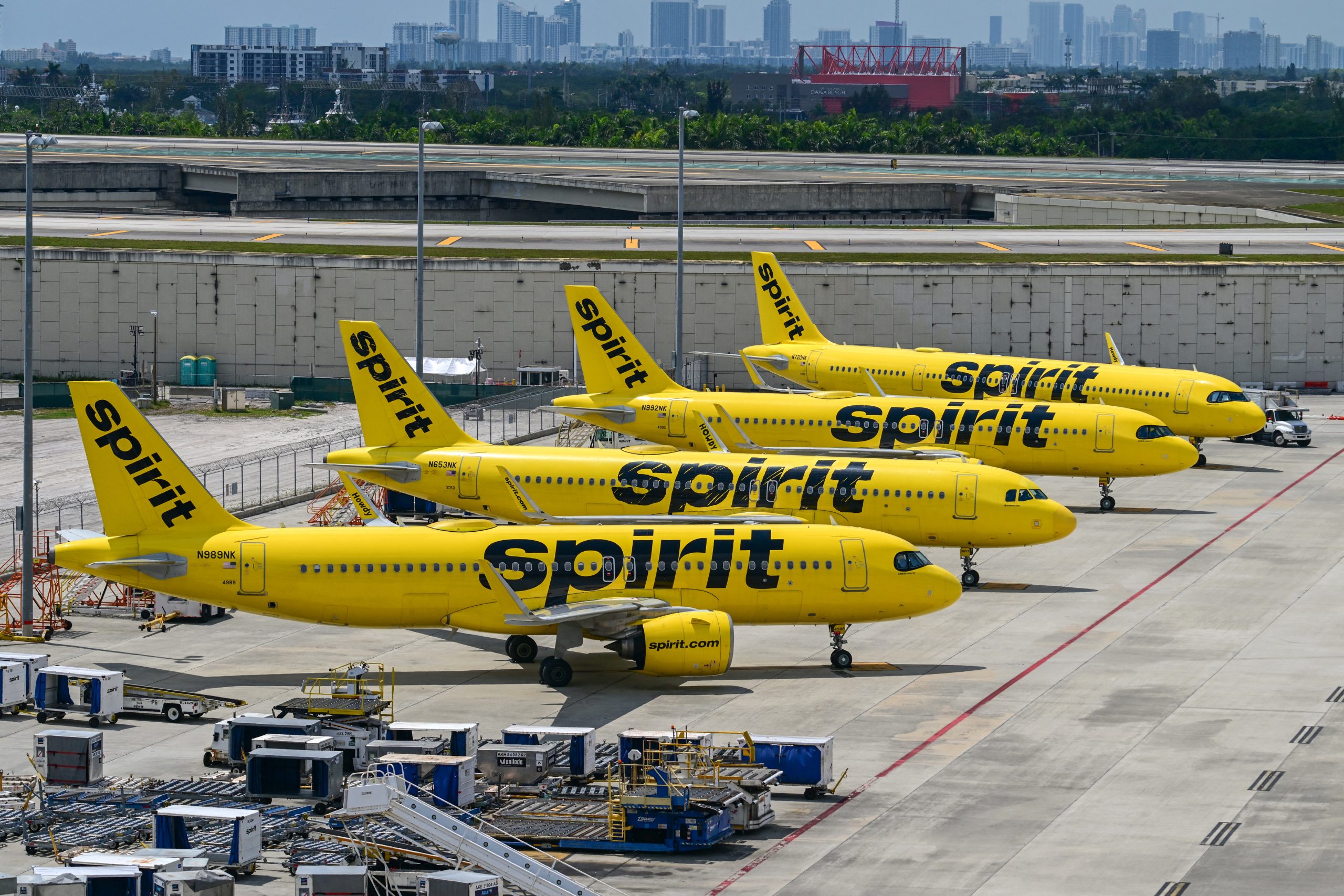 ΗΠΑ: Πλήγμα για τον Τραμπ η πτώχευση της Spirit Airlines – Δεν άντεξε η εταιρεία την αύξηση του κόστους των αεροπορικών καυσίμων