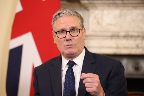 Εκπαιδευτικοί σε απεργιακή κινητοποίηση: «Η δημόσια παιδεία και η αξιοπρέπεια των εργαζομένων δεν αντέχουν άλλη υποβάθμιση»