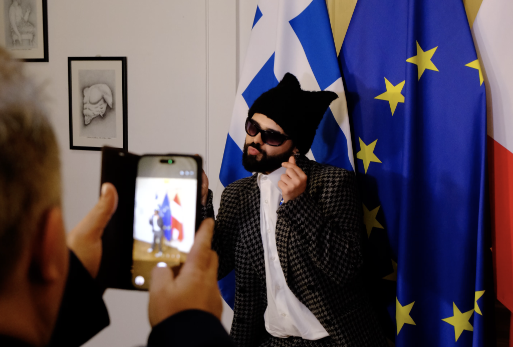 Eurovision 2026: Ο πρέσβης της Ελλάδας στην Αυστρία υποδέχθηκε τον Akyla και την ελληνική αποστολή σε μια ξεχωριστή εκδήλωση