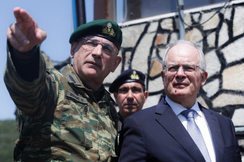 Σειρά επαφών της Ζέττας Μακρή στο Παρίσι για άμυνα, ασφάλεια και ευρωπαϊκές προκλήσεις
