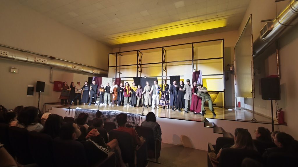 Αλεξανδρούπολη: Θεατρική παράσταση για την ειρήνη από την «Κιβωτό Ονείρου» του ΔΠΘ που συγκίνησε μικρούς και μεγάλους