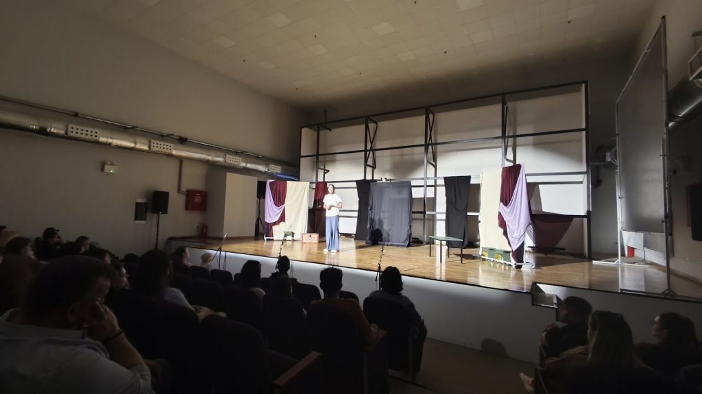 Αλεξανδρούπολη: Θεατρική παράσταση για την ειρήνη από την «Κιβωτό Ονείρου» του ΔΠΘ που συγκίνησε μικρούς και μεγάλους