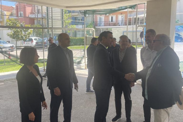 Αυτοψία του Υφυπουργού Υγείας στα έργα ανακαίνισης στο Γενικό Νοσοκομείο Κεφαλονιάς