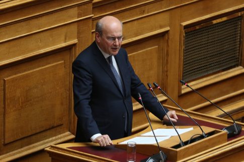 «Έπιασε δουλειά» στο νοσοκομείο «Μεταξά» ο πρώτος σκύλος θεραπείας