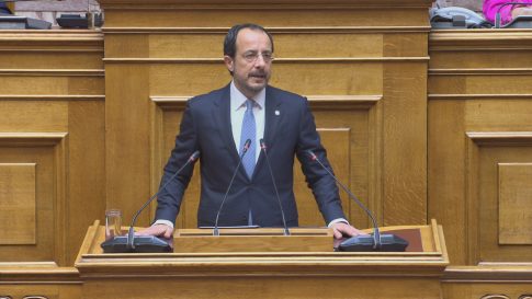 Διαξιφισμοί για το ακίνητο Ανδρουλάκη: Εκατέρωθεν βολές κυβέρνησης και ΠΑΣΟΚ μετά από δημοσίευμα