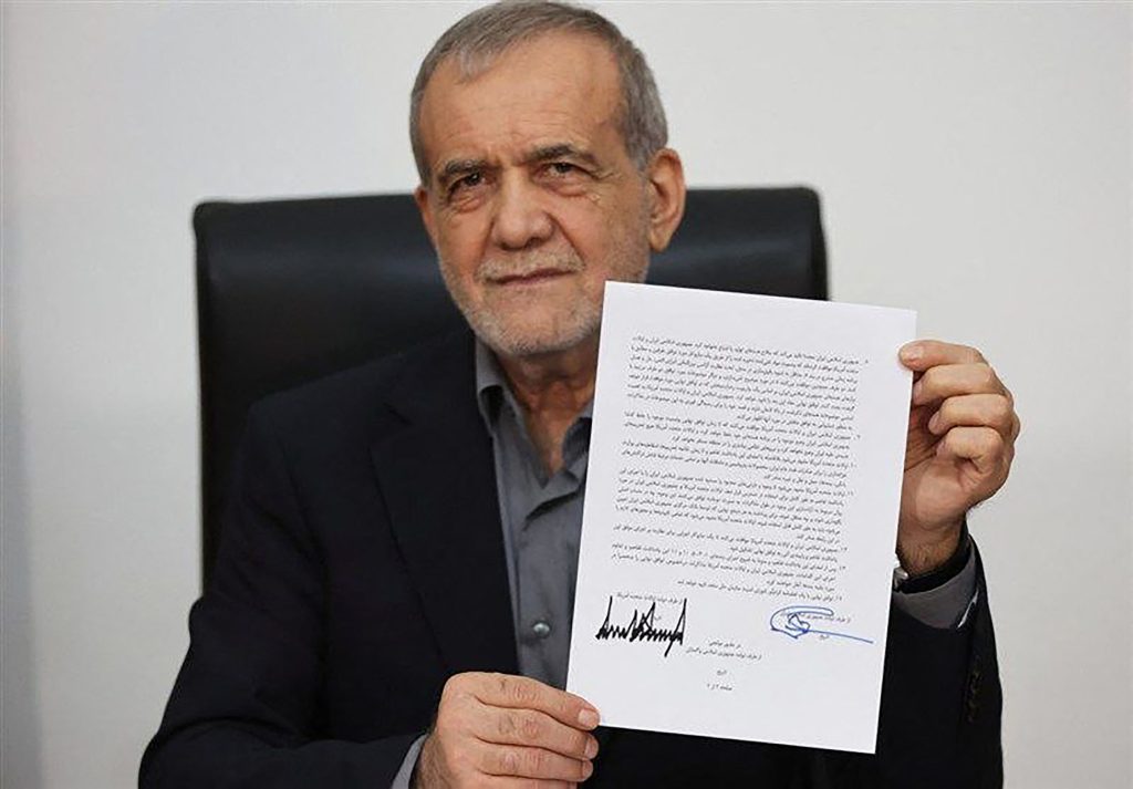 Στην Ελβετία στραμμένα τα βλέμματα για τις συνομιλίες ΗΠΑ και Ιράν – Στο επίκεντρο τα Στενά του Ορμούζ