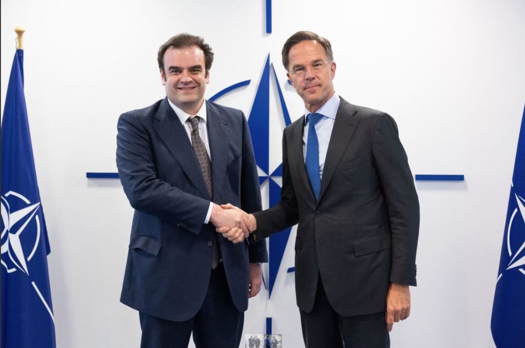 Συνάντηση Πιερρακάκη με τον Γενικό Γραμματέα του ΝΑΤΟ, Μαρκ Ρούτε