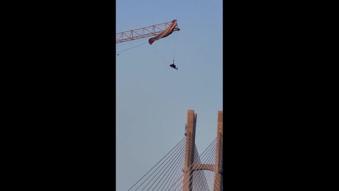 Θεσσαλονίκη: Επίθεση σε 25χρονο έξω από το σπίτι του στη Νεάπολη – Τον χτύπησαν με ξύλα και μαχαίρι