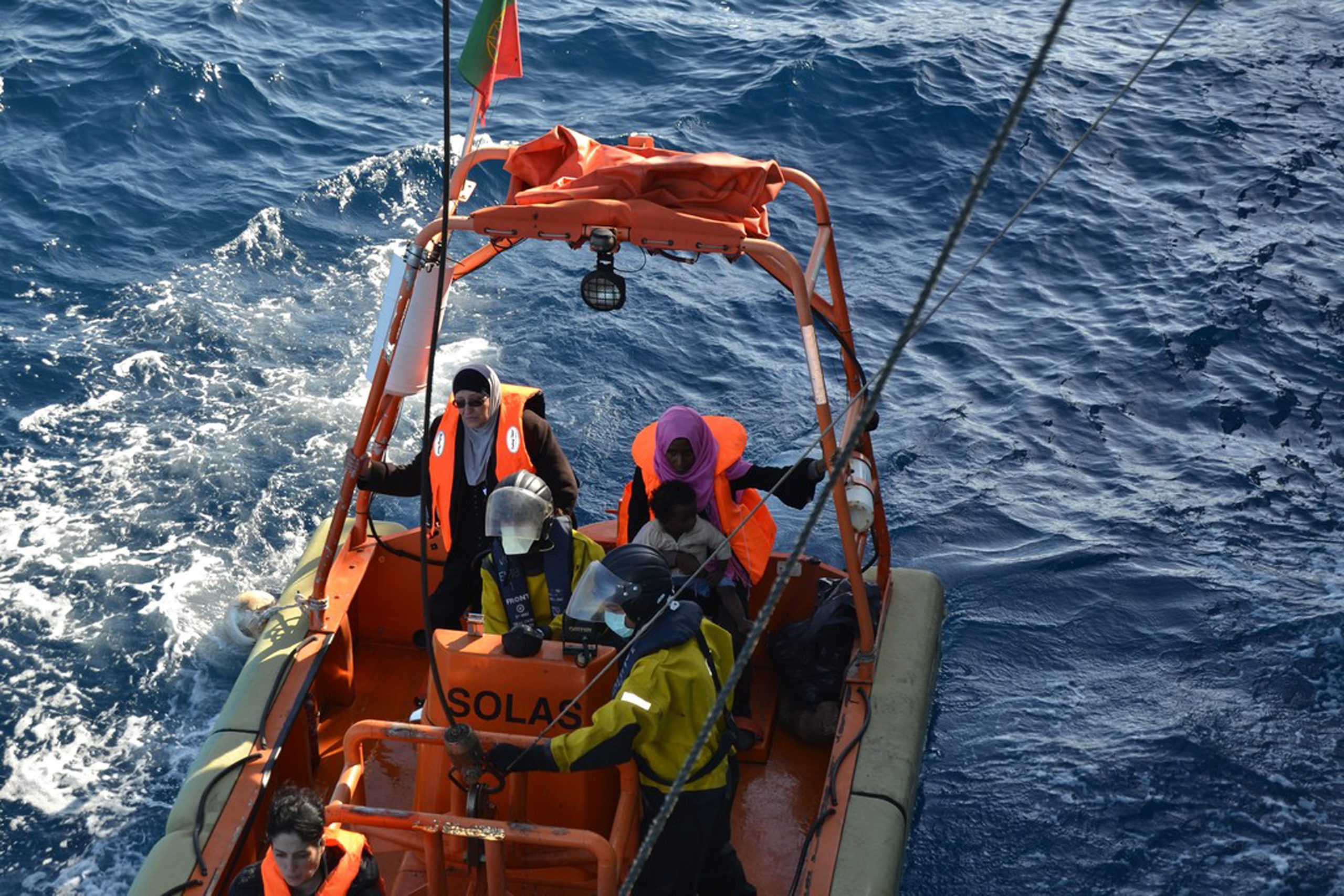 ÄÑÁÓÇ ÔÙÍ ÄÕÍÁÌÅÙÍ ÔÇÓ FRONTEX ÓÔÇÍ ÌÅÓÏÃÅÉÏ