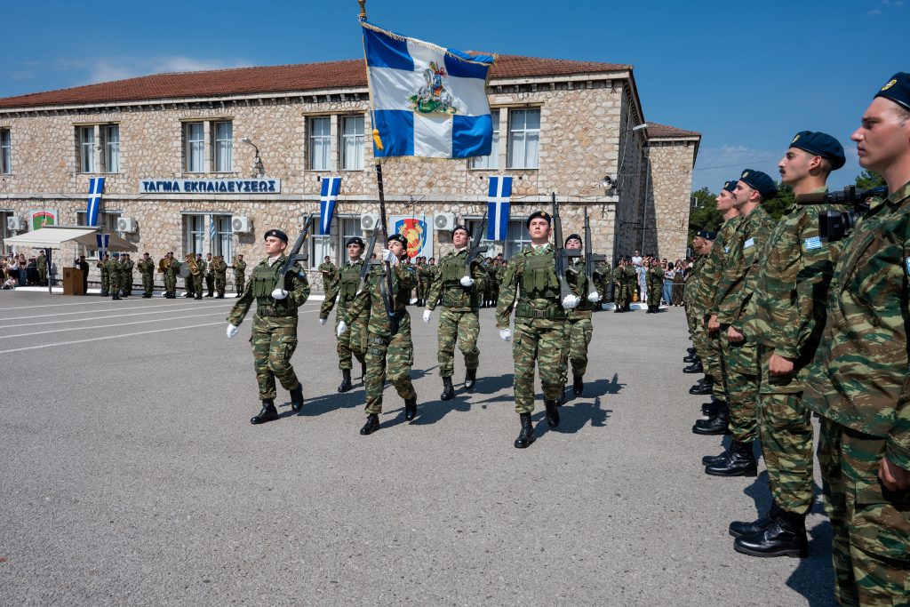 Ορκίστηκαν οι πρώτες γυναίκες εθελόντριες στον Στρατό