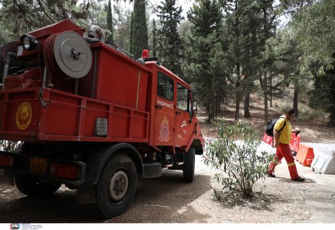 Σε 12 παραλίες του Δήμου Βόλου κυματίζουν και φέτος οι Γαλάζιες Σημαίες
