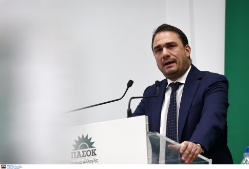 Σκιάθος: Οι μαθητές του Ε.Ε.Ε.ΕΚ. παρέδωσαν έναν ψηφιακό τουριστικό οδηγό στη δήμαρχο