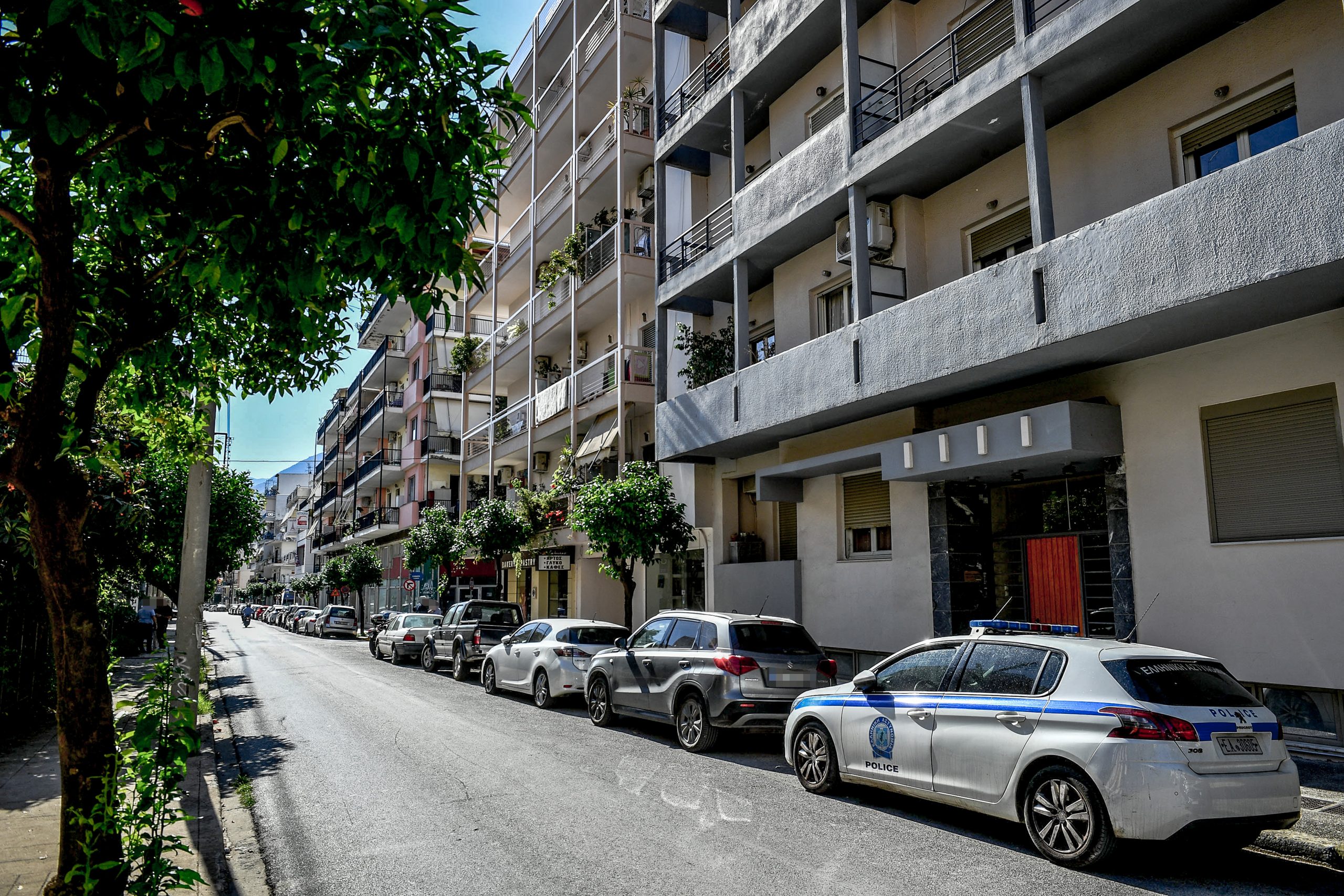 Γυναικοκτονία στην Καλαμάτα: Στον ανακριτή ο καθ’ ομολογίαν δράστης, τι αναμένεται να υποστηρίξει – «Σκηνοθετημένη σκηνή εγκλήματος» από τον δράστη