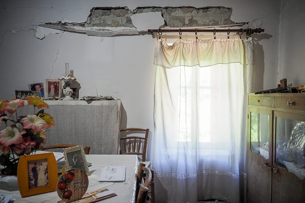 Σεισμός στην Εύβοια: Ζημιές σε Δαφνούσα και Προκόπι από τις διαδοχικές δονήσεις – Πώς θα αποζημιωθούν οι πληγέντες