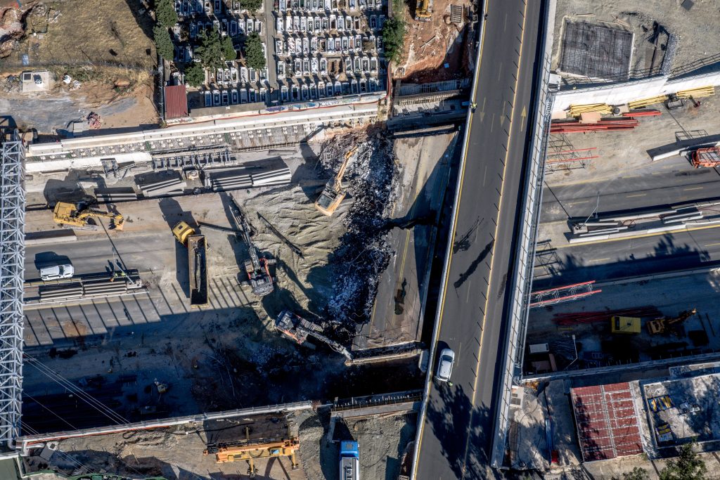 Θεσσαλονίκη-Flyover: Σε εξέλιξη η κατεδάφιση της γέφυρας Πανοράματος-Σε ισχύ κυκλοφοριακές ρυθμίσεις