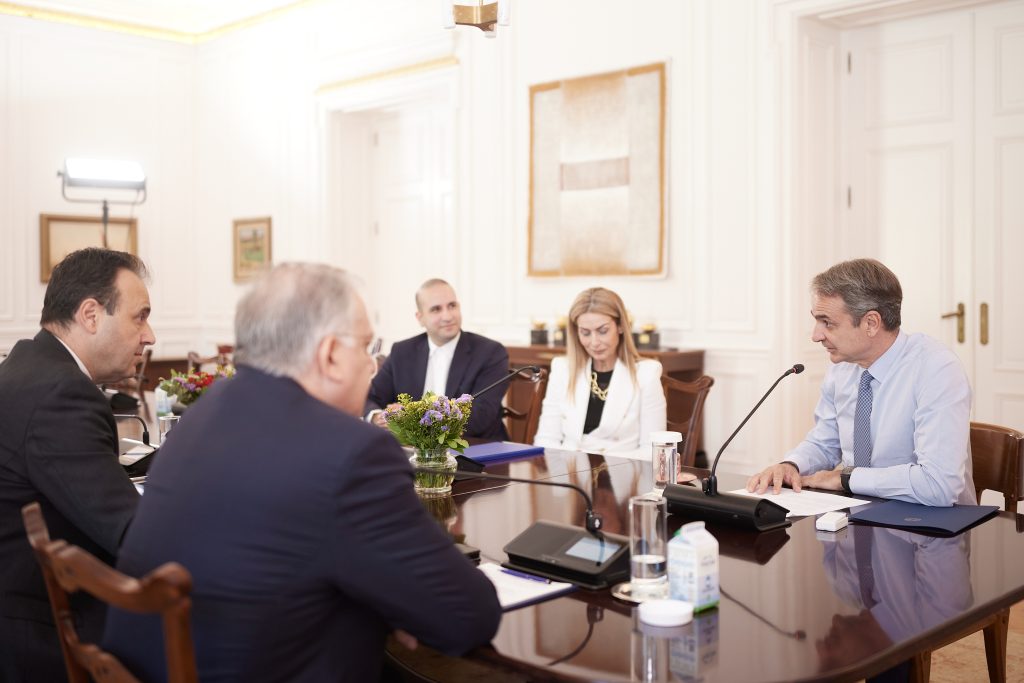 Μητσοτάκης: Η μάχη κατά της ακρίβειας συνεχίζεται και θα κερδηθεί μόνο με ρεαλιστικές πράξεις – Τα βασικά στοιχεία της εφαρμογής “PosoKanei”