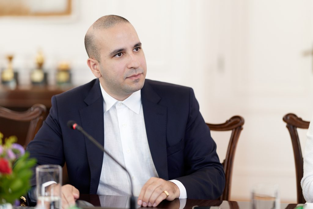 Μητσοτάκης: Η μάχη κατά της ακρίβειας συνεχίζεται και θα κερδηθεί μόνο με ρεαλιστικές πράξεις – Τα βασικά στοιχεία της εφαρμογής “PosoKanei”