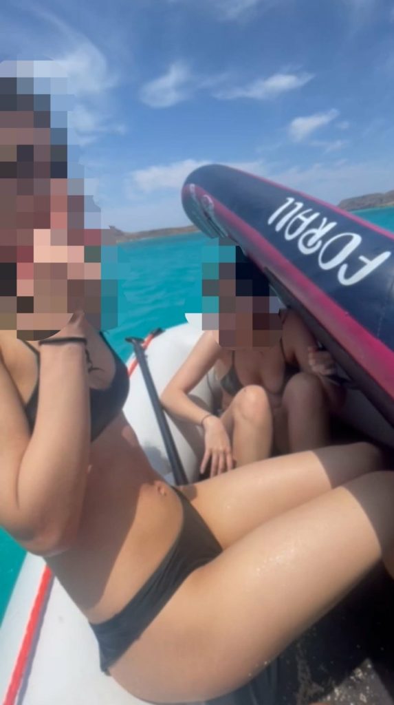 Χανιά: Ναυαγοσώστης διέσωσε δύο κοπέλες που παρασύρθηκαν στα ανοιχτά με τη σανίδα τους