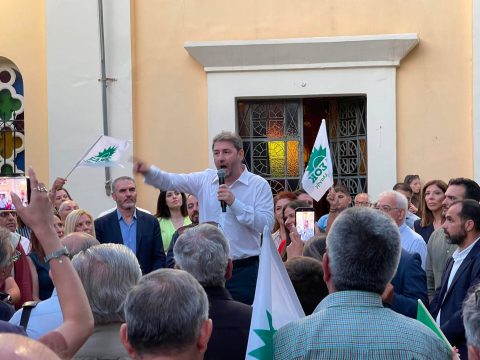 <strong>Εντοπίστηκε νεκρός ένας άνδρας στις γραμμές του ΗΣΑΠ – Προσωρινά εκτός λειτουργίας οι σταθμοί «Περισσός» και «Πευκάκια»</strong>