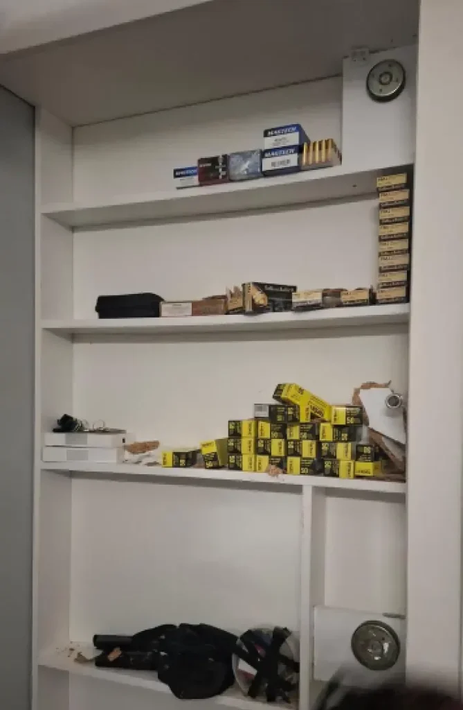 Εξάρθρωση εγκληματική οργάνωσης στη Ζάκυνθο: Έκρυβαν ολόκληρο «οπλοστάσιο» σε ενοικιαζόμενα δωμάτια