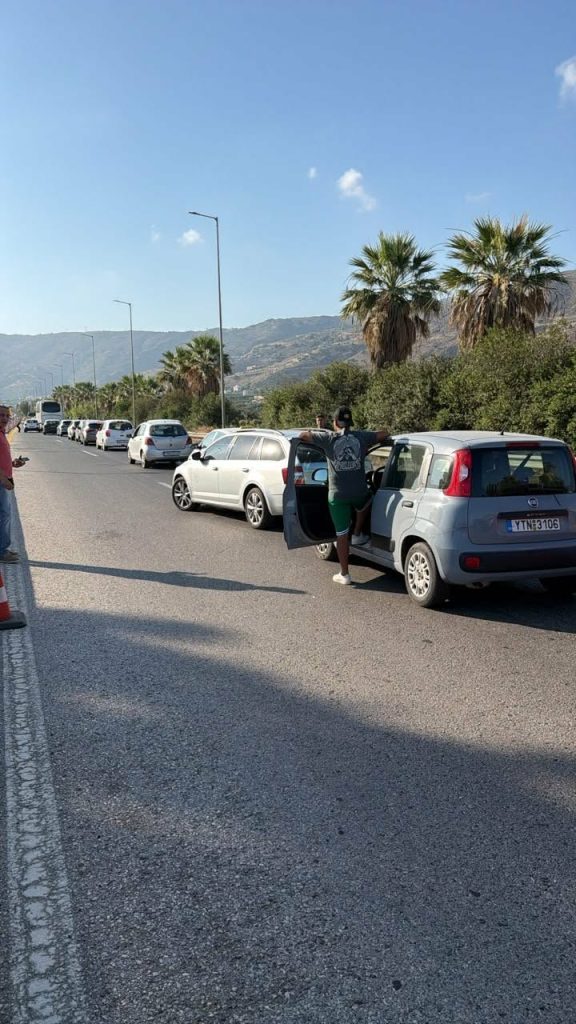 Χανιά: Κυκλοφοριακό χάος στον ΒΟΑΚ λόγω έργων – Καθηλωμένα ΙΧ με τουρίστες με προορισμό το Αεροδρόμιο