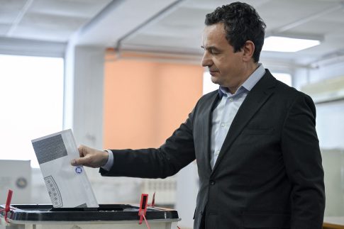 <strong>Εντοπίστηκε νεκρός ένας άνδρας στις γραμμές του ΗΣΑΠ – Προσωρινά εκτός λειτουργίας οι σταθμοί «Περισσός» και «Πευκάκια»</strong>