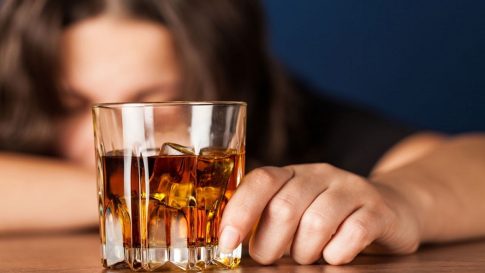 <strong>Ε. Λιακούλη: «Πλήρης η αποτυχία της διεθνούς κοινότητας στην προστασία των αμάχων»</strong>