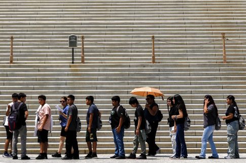 Βενεζουέλα: Ζωντανό ανασύρθηκε τρίχρονο αγόρι έξι ημέρες μετά τους καταστροφικούς σεισμούς