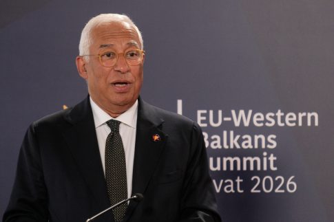 Blue Star 2: Ταλαιπωρία για 952 επιβάτες που βρέθηκαν στο Λαύριο μετά από καταγγελία για εκρηκτικό μηχανισμό