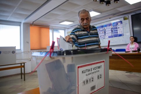 Σύρος-Τήνος-Μύκονος <br>Το κρασί της γραμμής