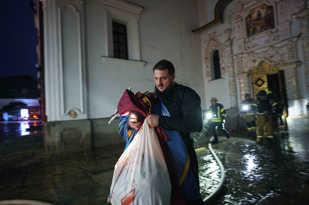 Το Οικουμενικό Πατριαρχείο καταδικάζει την πυραυλική επίθεση της Ρωσίας κατά της ιστορικής Λαύρας του Κιέβου