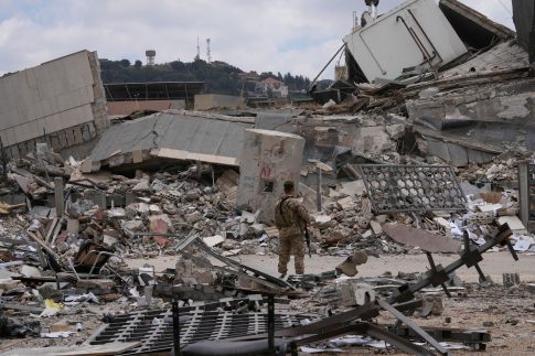Άρχισε η επίσημη συλλογή υπογραφών για το ελληνικό πρόγραμμα της Deutsche Welle