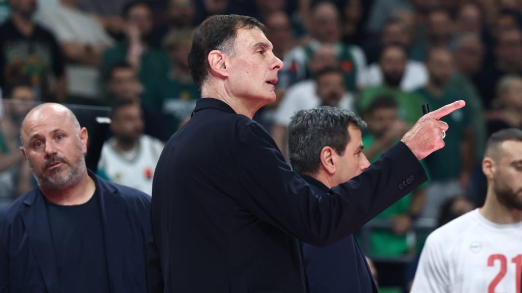 Μπαρτζώκας: «Ήταν καθαρά θέμα έλλειψης συγκέντρωσης και υπεύθυνος είμαι εγώ» (video)  ​