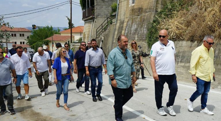 Αιχμές Μπέου στα εγκαίνια του δρόμου προς Πήλιο: «Χρειάστηκε και ένα χαστούκι για να γίνει το έργο»