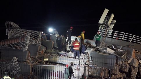 <br>Νεκρά ζώα εντοπίστηκαν στον Ίασμο Ροδόπης – Σε σκουπιδότοπο έχουν μετατραπεί οι παλιές εγκαταστάσεις της ΕΑΣ