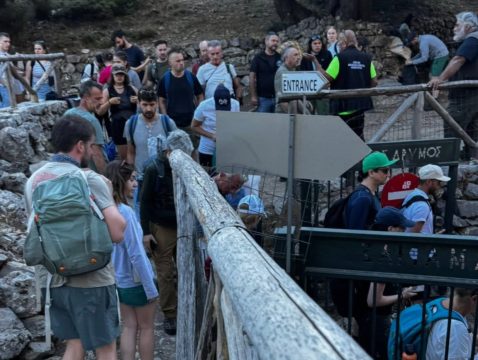 Ανήλικος συνελήφθη με όπλο στα Σφακιά – Οδηγούσε Ι.Χ. όχημα χωρίς δίπλωμα