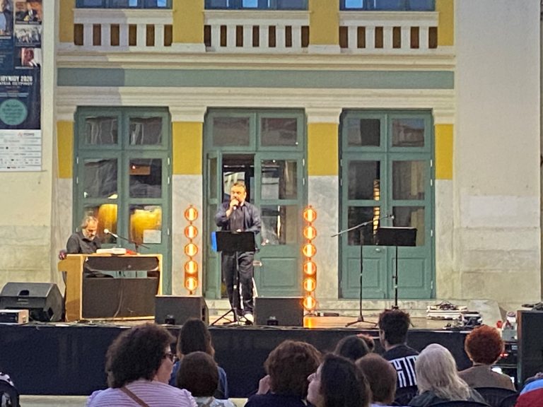 Δώρος Δημοσθένους από Τρίπολη : ” Σήμερα κυριαρχεί μόνο ο ρυθμός, έχει χαθεί η μελωδία “