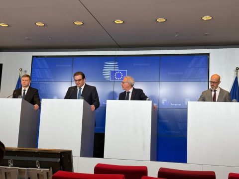 Γάζα: Δεκαεπτά χώρες, ανάμεσά τους <strong>η Σαουδική Αραβία, το Κατάρ και η Αίγυπτος</strong>, καλούν τη Χαμάς να παραδώσει τα όπλα