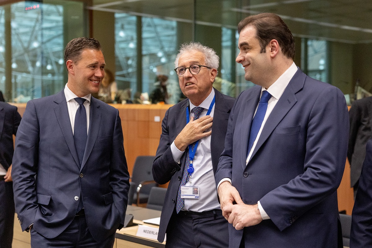Eurogroup: Δημοσιονομική πειθαρχία, ενεργειακή ασφάλεια και 