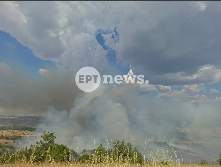 Θεσσαλονίκη: Πυρκαγιά στο Δερβένι – Επιχειρούν εναέρια, ενισχύθηκαν οι δυνάμεις της Πυροσβεστικής – Ήχησε το 112