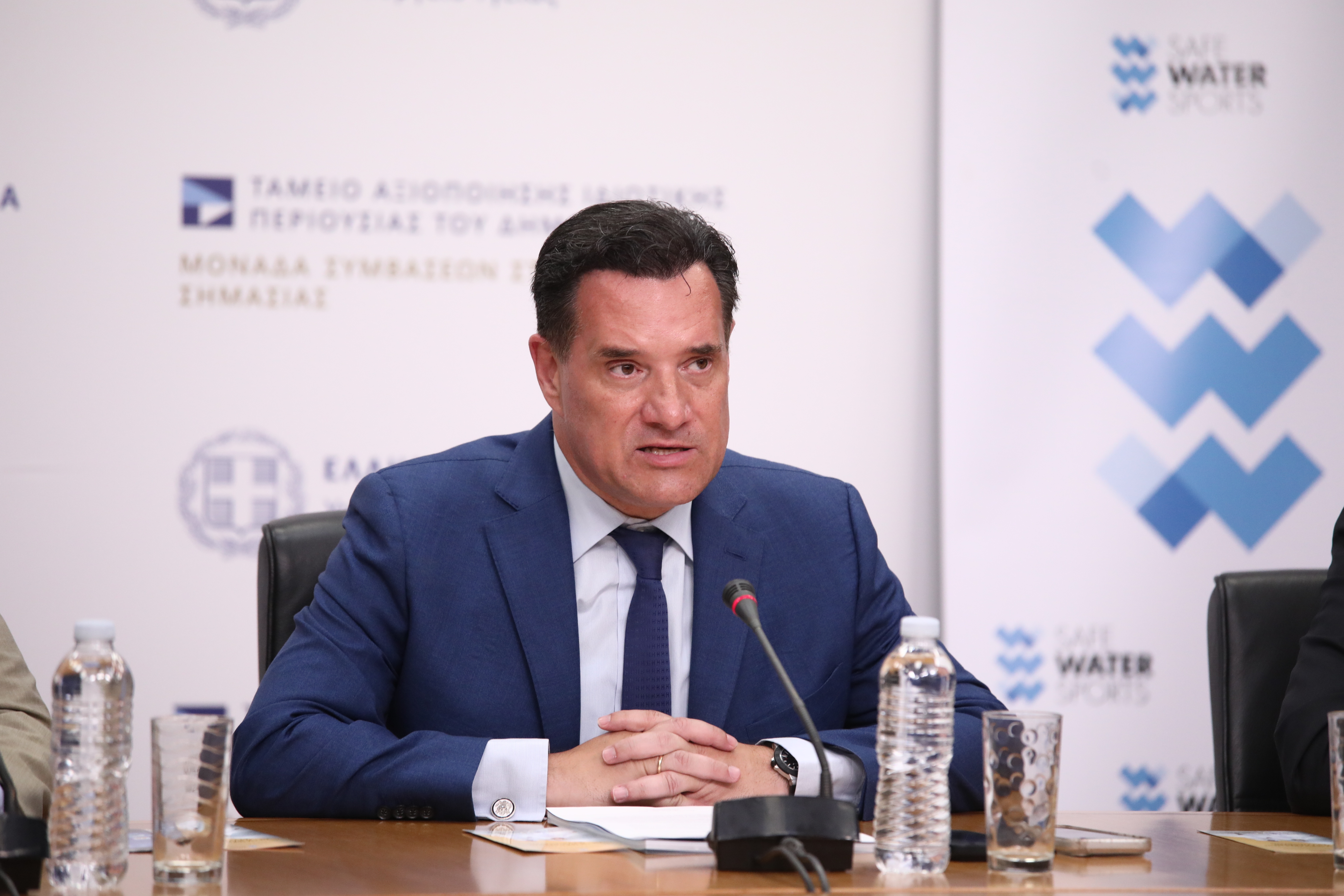 Live η συνέντευξη Τύπου του Αδ. Γεωργιάδη για τη διαχείριση της Ακίνητης Περιουσίας του Υπ. Υγείας και των φορέων του